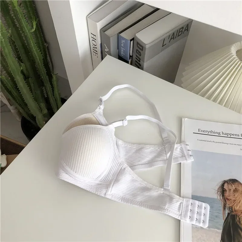Women Seamleass Bra Cotton Underwear Woman Summer Thin AB Cup Bra Wireless Push Up Comfort V Brassiere Push Up Lingerie Bralette - Image 4