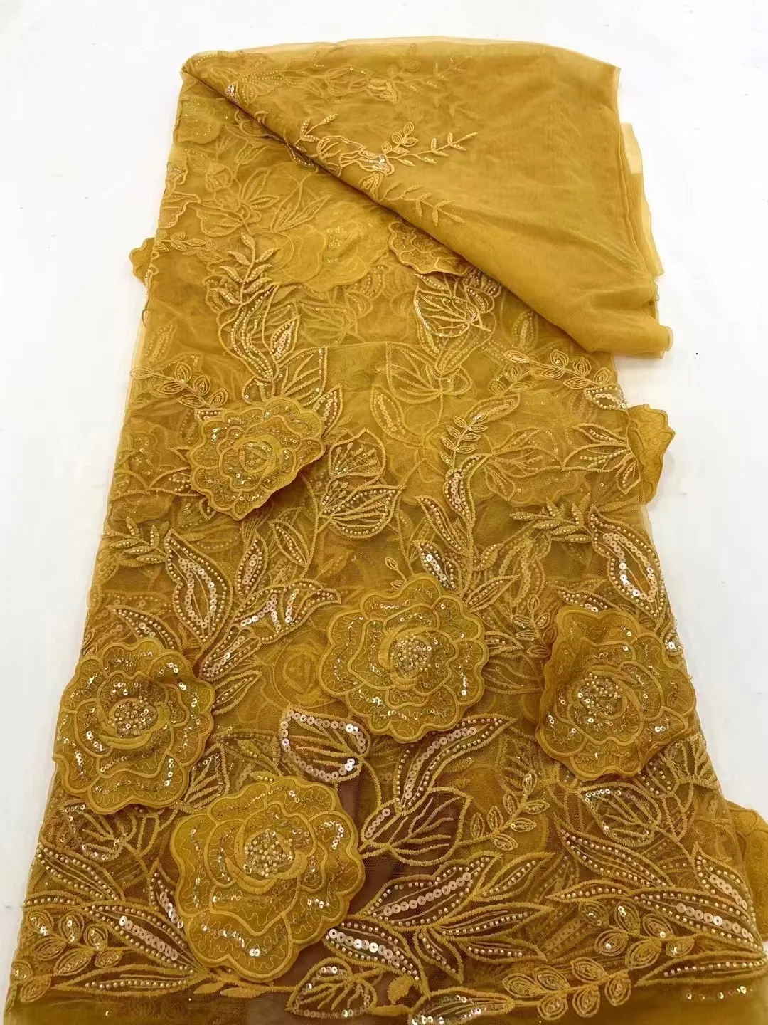 

Gold 3D Flowers In blue French Lace Fabric 2022 High Quality Lace Net African Lace Fabric With Beads Lace Fabrics For Wedding