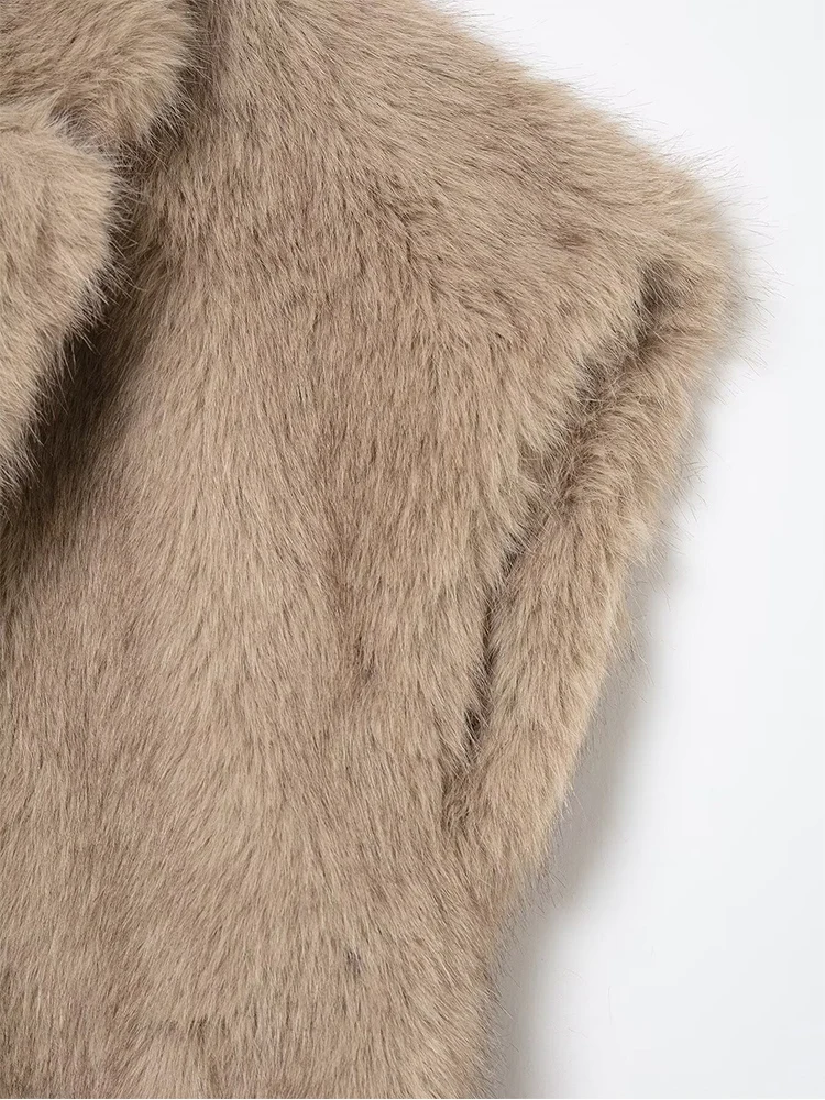  2025 Newest Women Fashion Fur Vest Coat Winter Fashion Sleeveless Lapel Faux Fur Warm Waistcoat Elegant Loose Vest Jacket