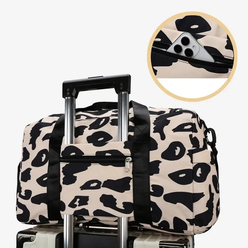 Large Capacity Leopard Print Sports Bag for Women Waterproof Yoga Swimming Gym Handbag Fashion Travel Tote Men Luggage Handbags