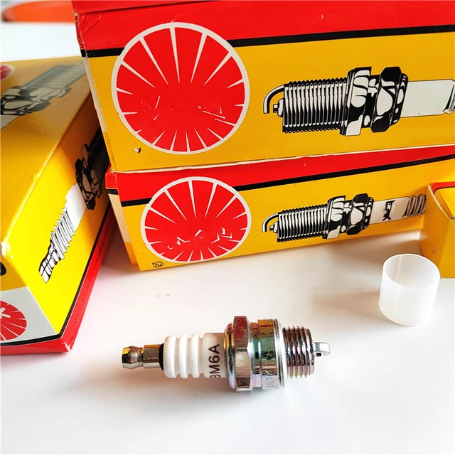 엔진 성능 향상을 위한 내구성 있는 NGK 점화 플러그