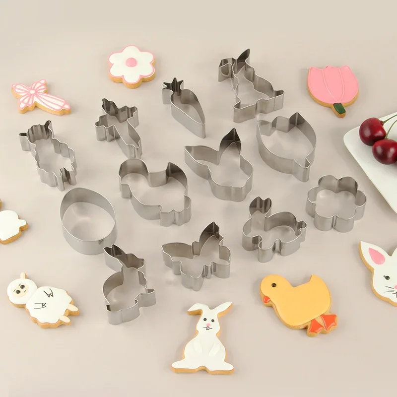 12pcs Stainless Steel Easter Biscuit Cutting Mold Cartoon Rabbit Egg Carrot Cookies Mold for Kids Easter Party DIY Baking Tool