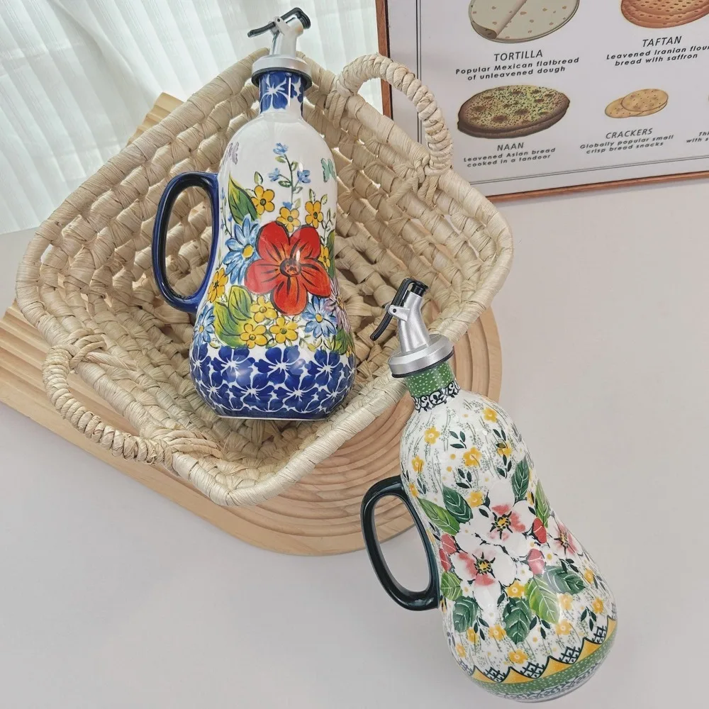 Ceramic Oil Pot household Anti-hanging Leak-proof Vegetable Oil Bottle Kitchen High Temperature Peanut Soy Sauce Vinegar Pots oil dispenser