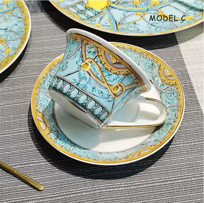European Gold Rim Coffee Cups Bone China Hand-painted coffee cup saucer set flower coffee mug set