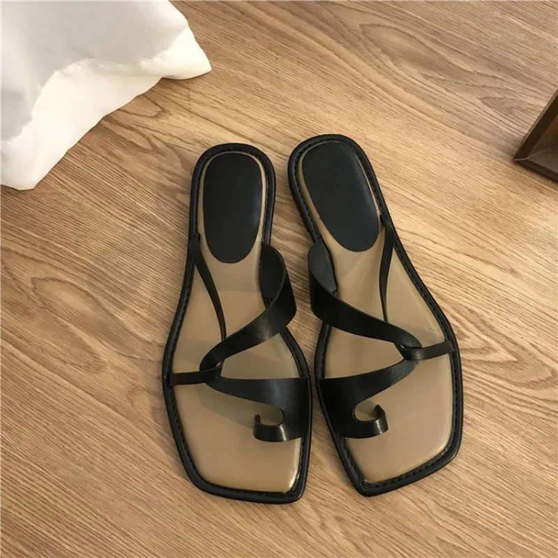 Women Summer Korean Version Clip Toe Flip Flops Outdoor Fashion Flat Casual Non-slip Sandals Beach Mules women flip flops,flip flops,women sandals
