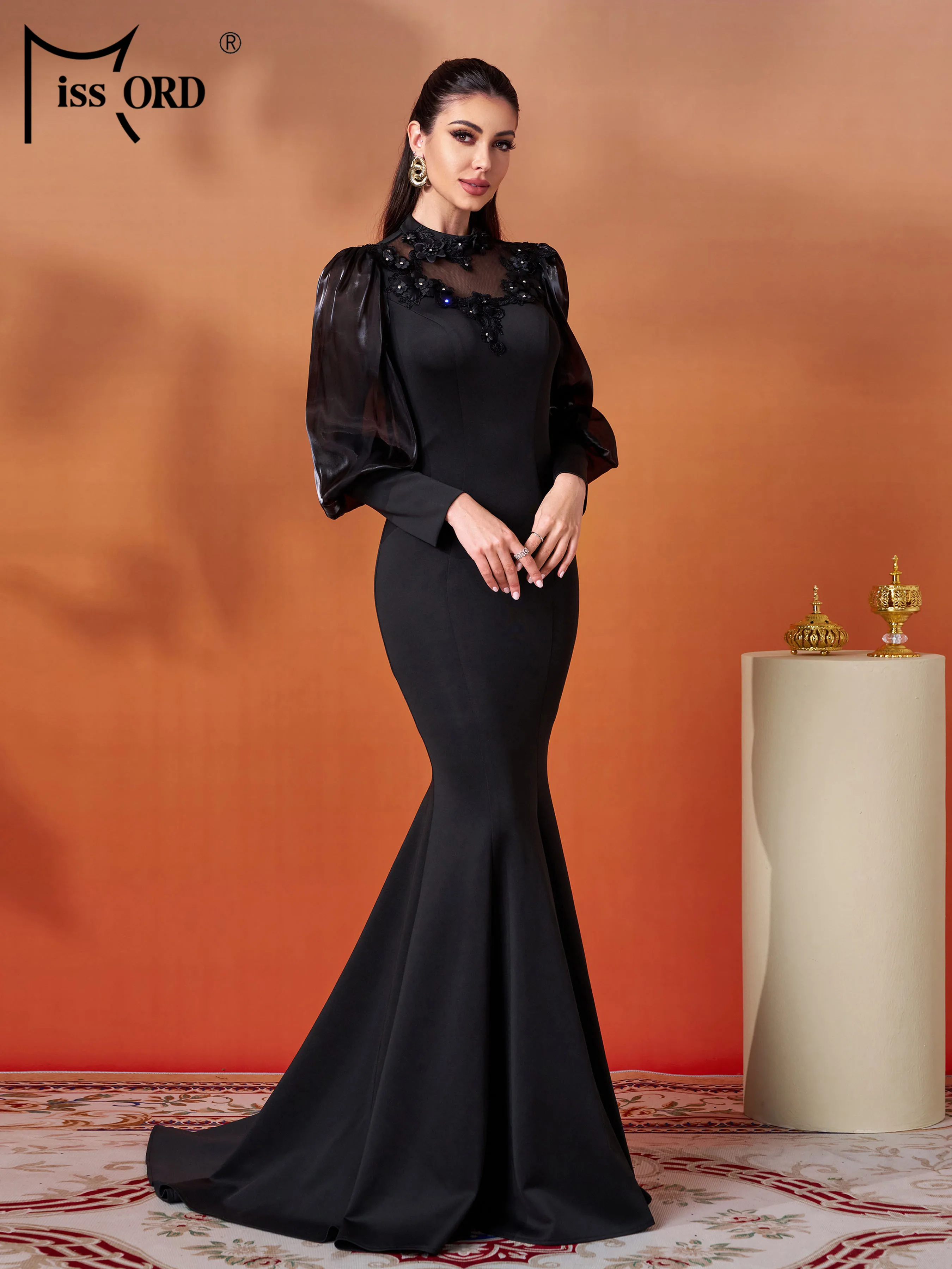 Missord جديد جولة الرقبة فانوس الأكمام السوداء حور...