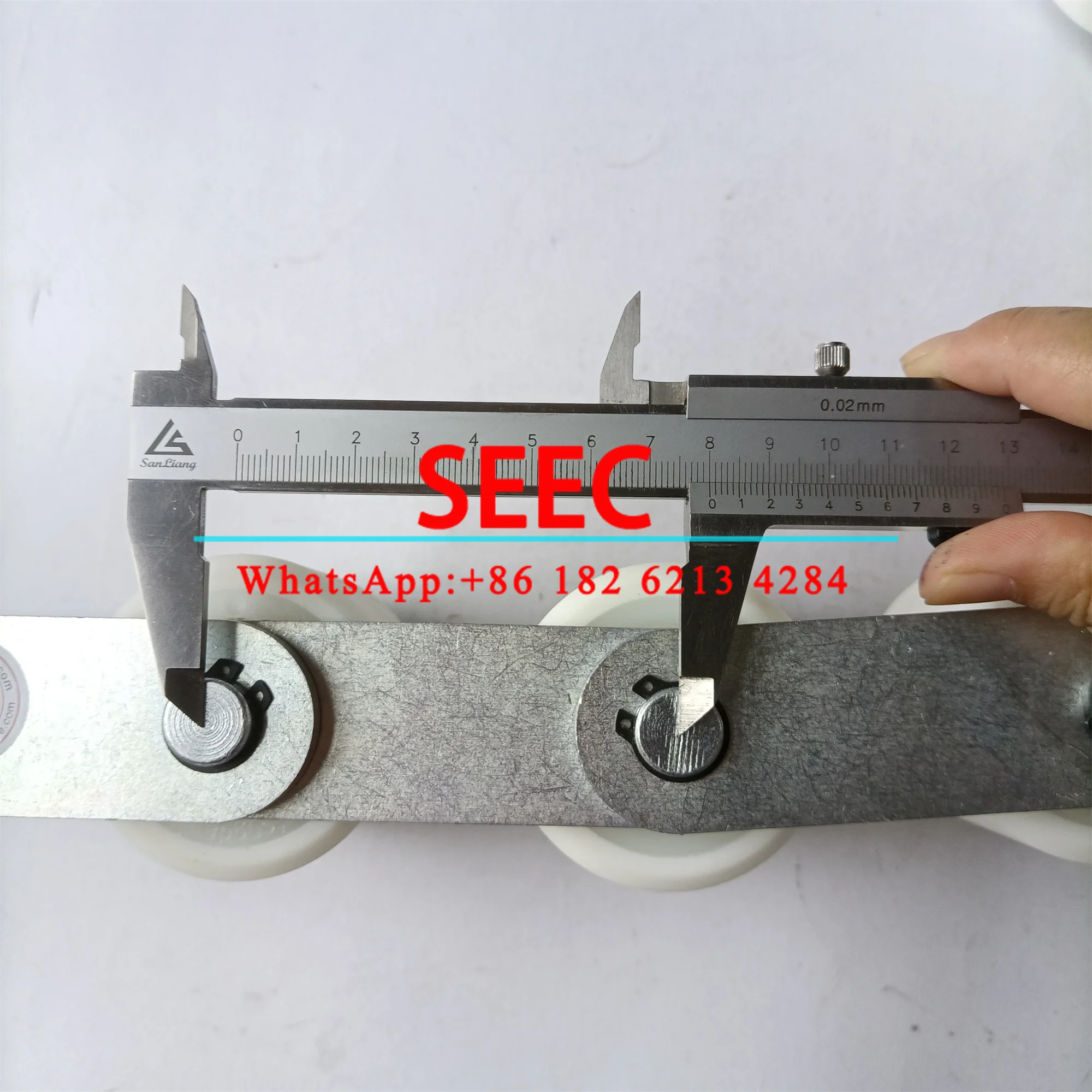 SEEC Escalator Parts Handrail Tension Chain 9 RollerS Pitch 80mm Wheel OD 60MM W 55mm Screw M12 Escalator pressure chain