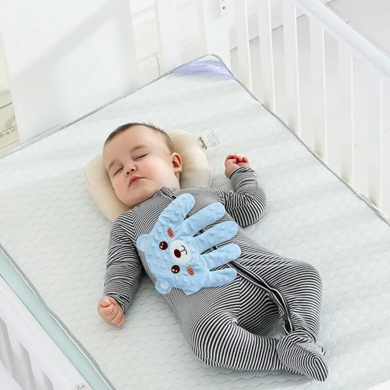 Babies Soothing Palms Baby Sleep Aid Infant Calming Sleeper With Safety Remote Control Slaps Plush Hand Palms for Toddler 3
