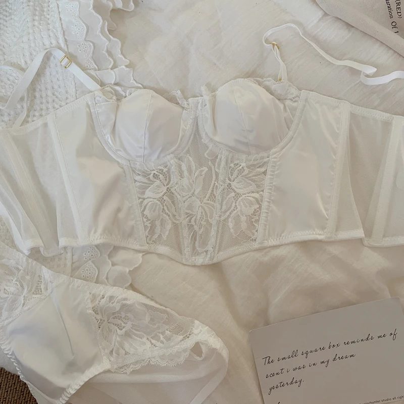 

Соблазнительный кружевной комплект с бюстгальтером без рисунка, тонкое нижнее белье на подтяжках для девушек, нижнее белье с корсетом внутри и снаружи, нижнее белье, костюм с бюстгальтером