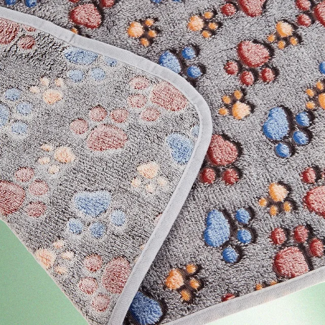 2PCS Soft Fluffy High Quality Pet Blanket Cute Cartoon Pattern Paw Print Dog Pet Mat Warm and Comfortable Blanket for Cat Dogs 4