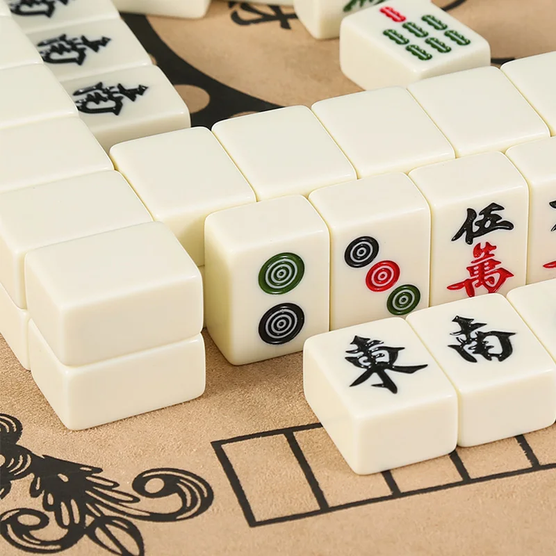 26mm Mini Chinese Mahjong Game Set Portable Traditional Blocks Mahjong 144PCS Party Board Game Two Players Funny 3
