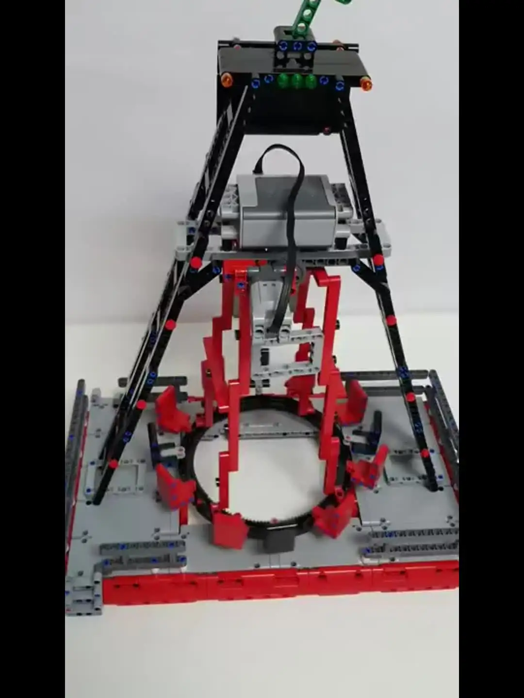 MOCBUILDING Модульный конструктор карусель 759 деталей