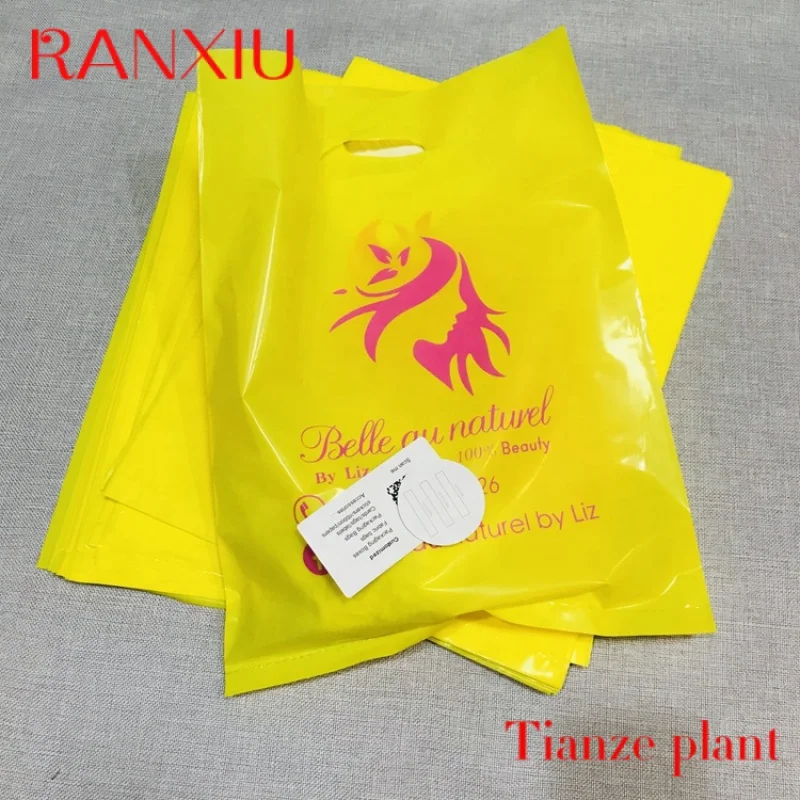 

Custom Customized printed logo thickening portable store gift shopping packaging plastic bags for clothing