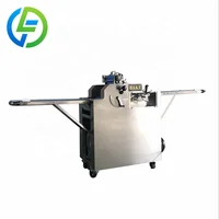 Offre spéciale industrielle automatique complet équipement de boulangerie pâtisserie Croissant ligne de Production de pain pâte feuille Cutter et moulage 6