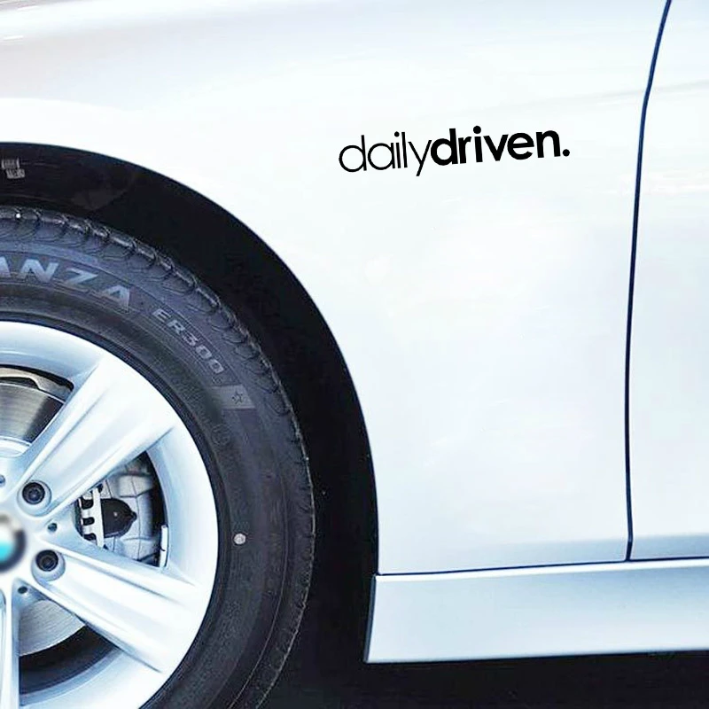 Adesivo per auto Styling divertente azionato quotidianamente Automobili Moto Accessori esterni Decalcomania in vinile per Toyota Lada Vw Bmw - immagine 5