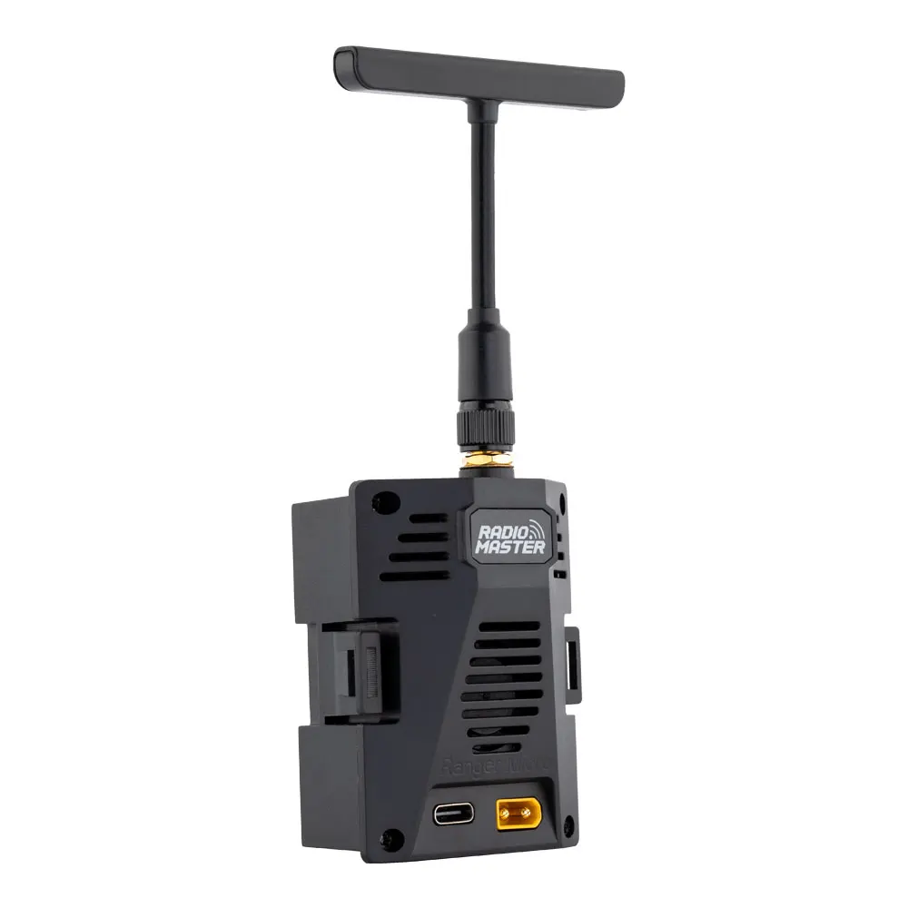 Module ELRS RadioMaster Ranger Micro 2.4GHz installé sur une radiocommande, prêt à l'emploi.