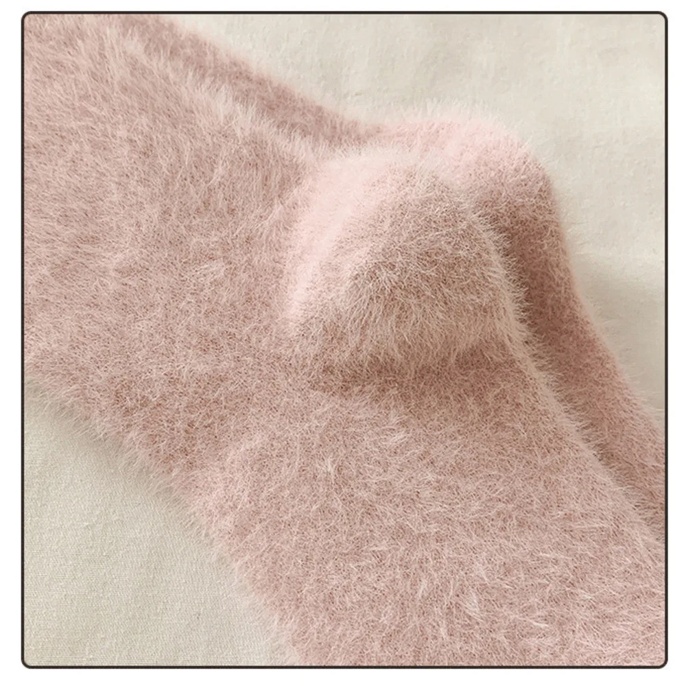 Bērnu plīša zeķes ar samta oderi un sirds izšuvumu_voghion.com