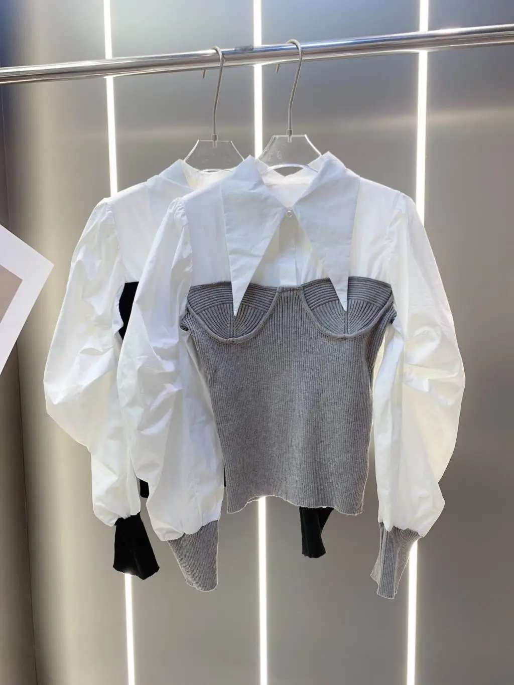 

The latest autumn and winter, shirt patchwork sweater, rabbit ear long lapel, fake top chest style, sweater stretch big slim