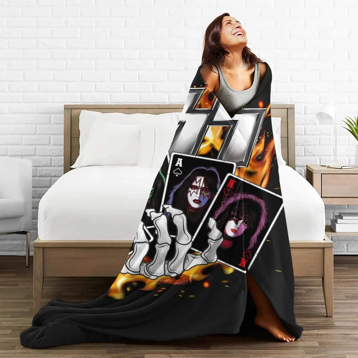 KISS ī�� ���� �ö��� ���, �ε巴�� ������ �ִ� ��ǰ�� ���� ��� ������ ���, �ܿ� ���� ���� ħ��, �׷��� ħ�뺸