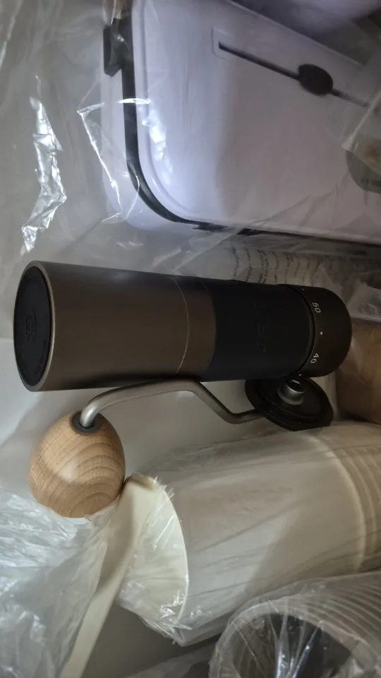 Kingrinder K4 /K6 manual coffee grinder portable mill 420stainless steel 48mm stainless steel Titanium plating burr photo review