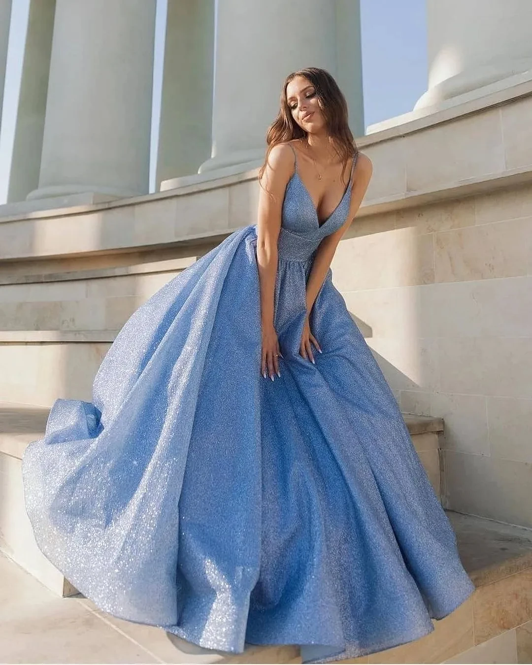 

2024 New Blue Simple A-Line Evening Dresses V-Neck Party Prom Gowns Spaghetti Strap Sequined Backless Vestidos De Fiesta Custom