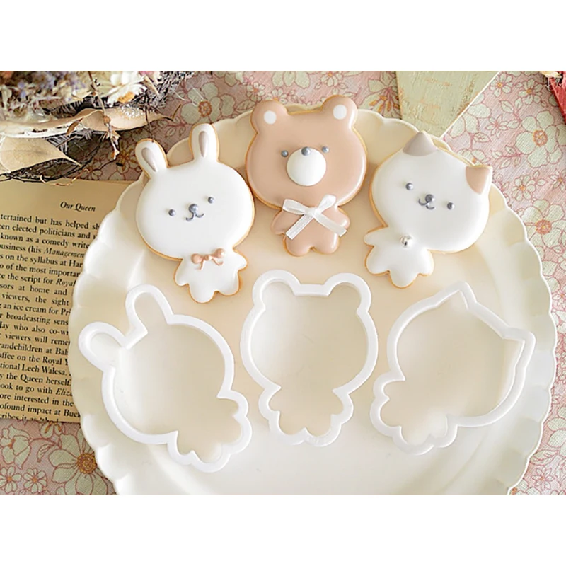 Cute Baby Bear Rabbit Cat Cookie Mold Biscuit Fondant Cutter Plastic DIY Home Baking Mould for Icing | Дом и сад
