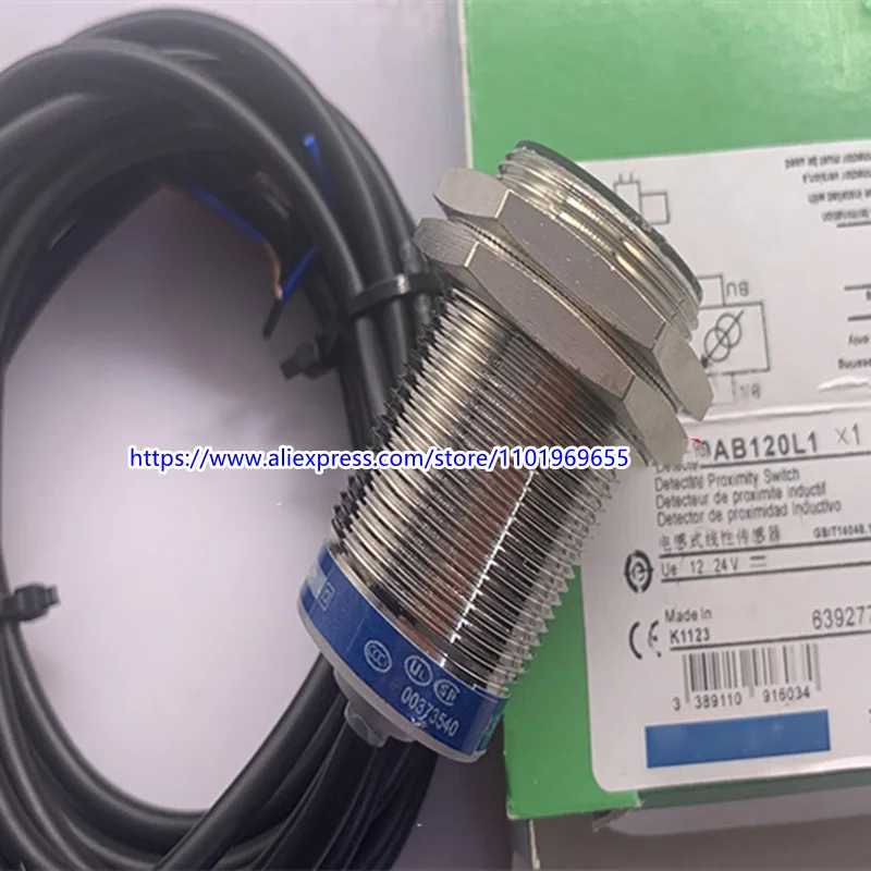 

2pcs New Inductor sensor XS1M30KP340 XS1M18KP340 XS2M18KP340 XS2M18KP340D XS1M30AB120L1 XS1M30AB120L2