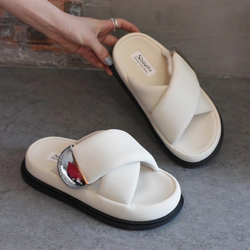 Women's Casual Slippers Fashion Beach Shoes Summer New Indoor Soft Thick Bottom Women's Sandal Home Thick Soled Slippers 35-39