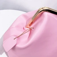 Sacs de soirée à clip d'embrayage de grande capacité pour femmes sacs à main et sacs à main de créateurs de luxe 2026 nouveau dans la mode dames épaule livraison gratuite arrivée rapide 6