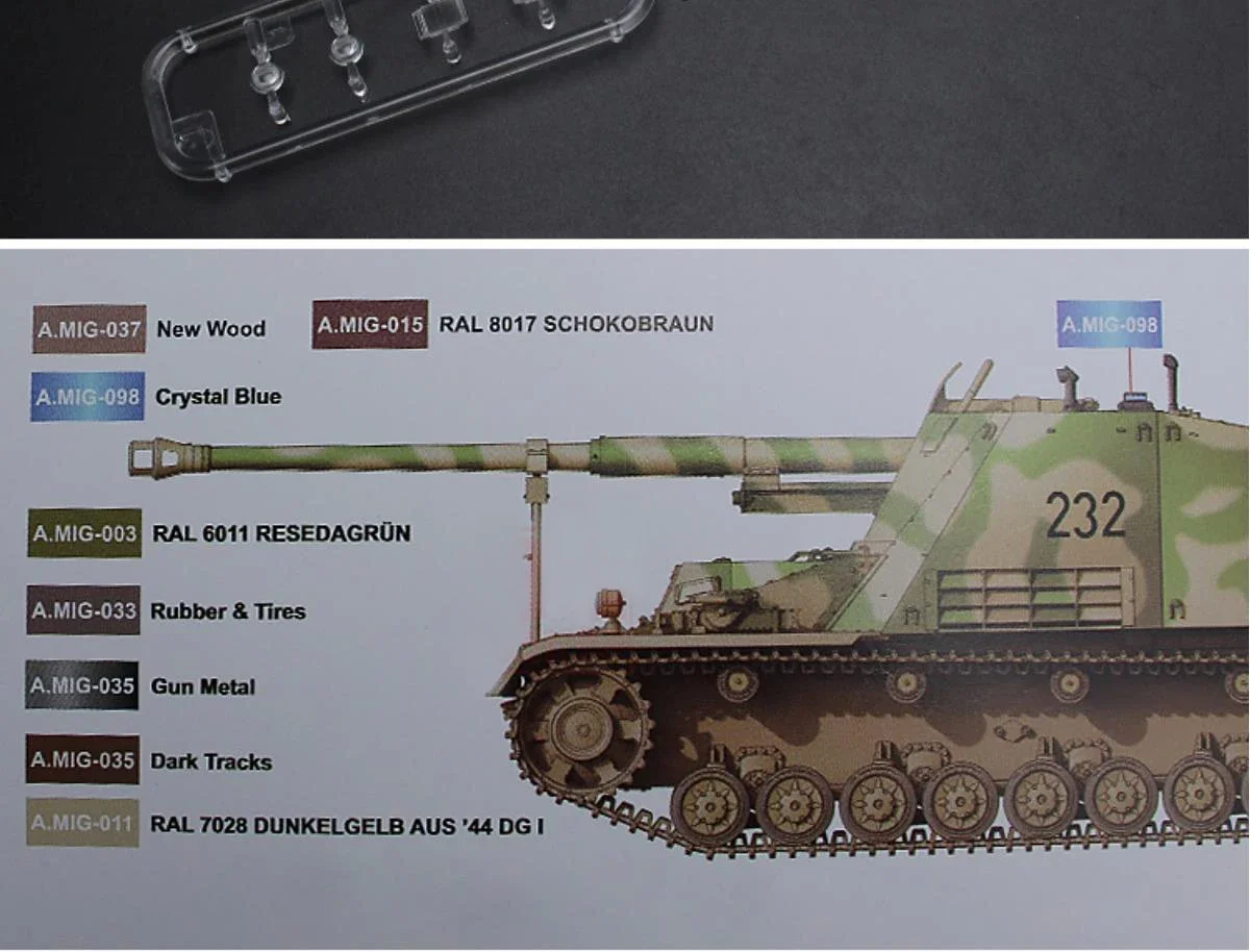 Sd.Kfz.164 Nashorn 1/35 プラモデルキット 4in1 Model kit Sd.Kfz.164 Nashorn 1:35