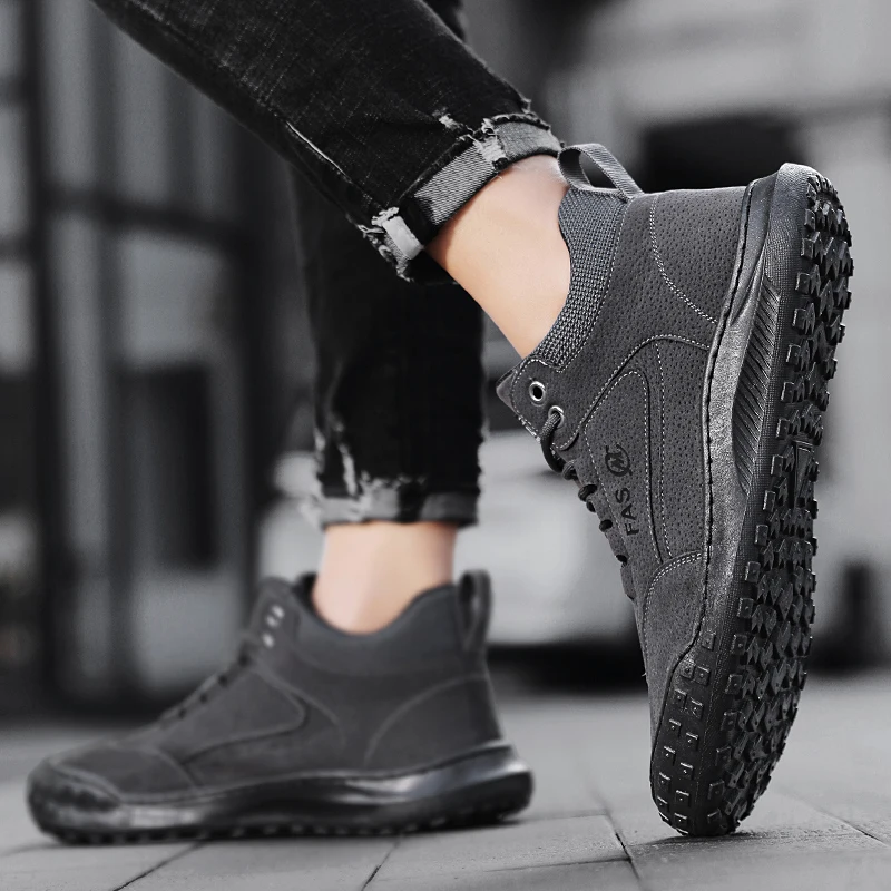 STRONGSHEN Men Leather Hiking Shoes Wear-resistant Outdoor Tyre Bottom Tooling Shoes Lace-Up Climbing Trekking Hunting Sneakers