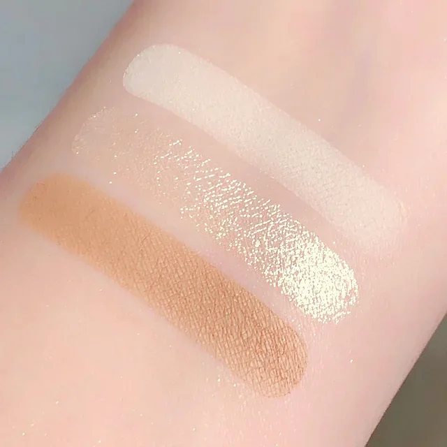 3-Color Bronzer Contouring Palette Image 20