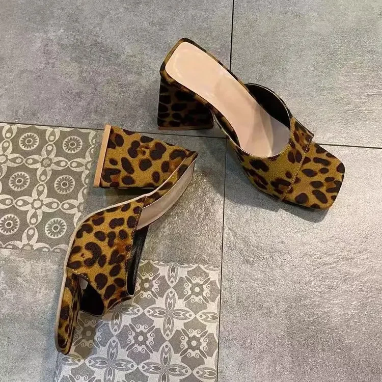 Hot Sales 2023 New High Heels Sandals Suede Triangle with Leopard Print Foreign Trade Sexy Fashion Sandals Muller Shoes Sneakers