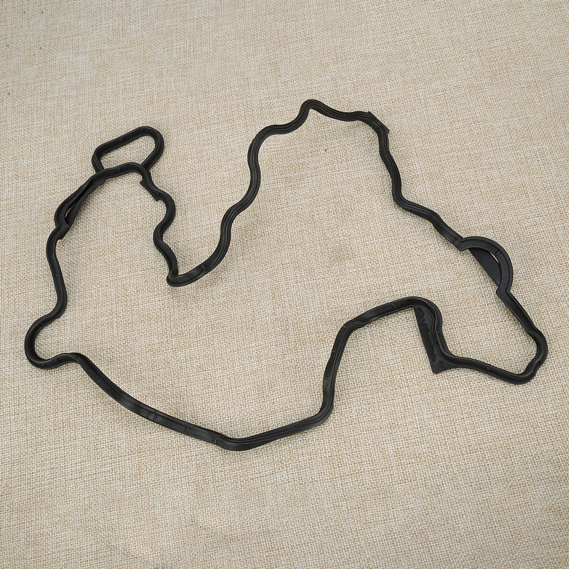 Black Rubber Right Engine Valve Cover Gasket Kit Fit for Mercedes Benz C240 C280 C320 C32 C43 C55 CL55 AMG CLK320 110321