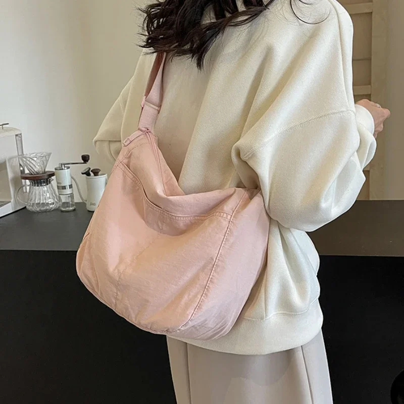 2026 New Trendy Women's Soft Nylon Cloth Shoulder Bag Large Capacity Spring Messenger Bag Casual Simple Crossbody Bags for Women