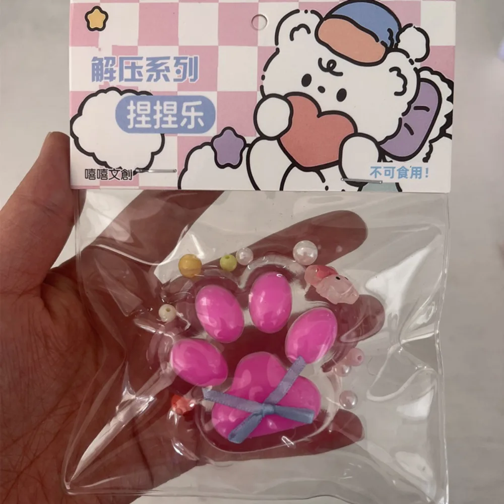 Squishy Erdbeere Mit Katzenpfote - 12cm Großer Stressball Für Kinder & Erwachsene