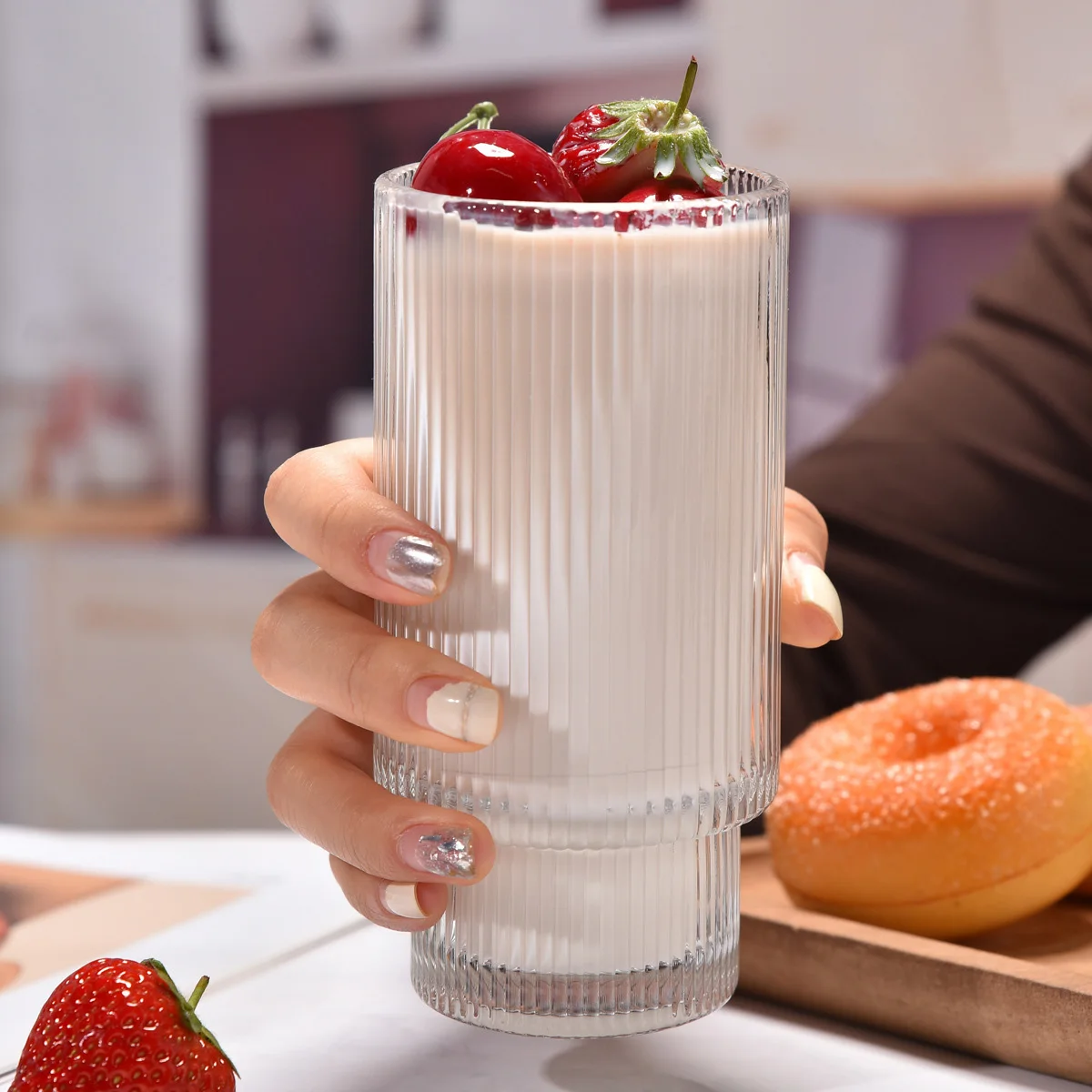 https://ae01.alicdn.com/kf/S991b80e3209143759c107cd61cfd592ff/350ML-Glass-Cup-Transparent-Bubble-Tea-Cup-Juice-Glass-Beer-Can-Milk-Mocha-Cups-Breakfast-Mug.jpg