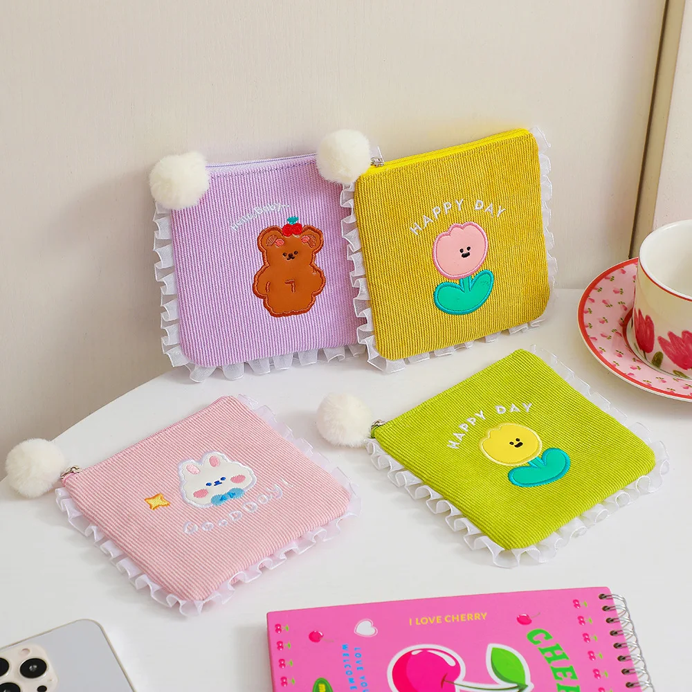 

Cute Bear Sanitary Napkin Storage Bag Women Korean Fashion Cartoon Physiological Period Tampon Organiser Bag Small Bags