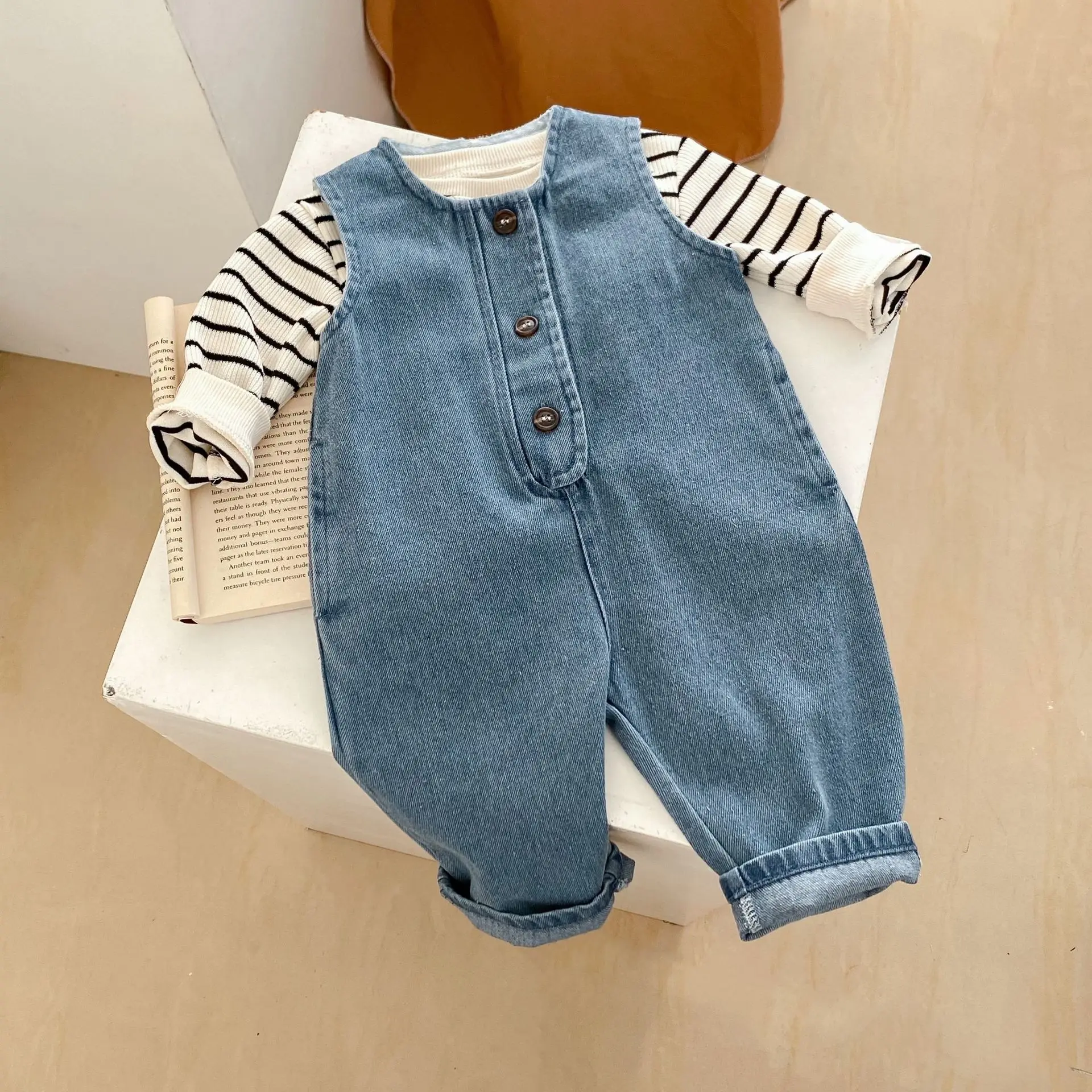 

2024 Spring Autumn Korean 0-3 Year Newborn Girl 2PCS Denim Sleeveless Loose Baby Girl Cowboy Vest Romper Stripe Infant Girl Tops