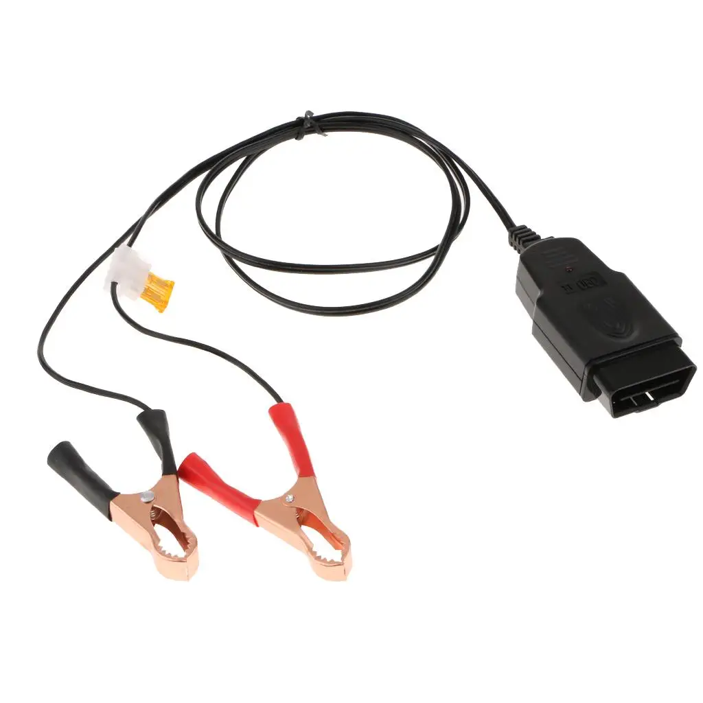 

Автомобильный резервный блок питания OBD2