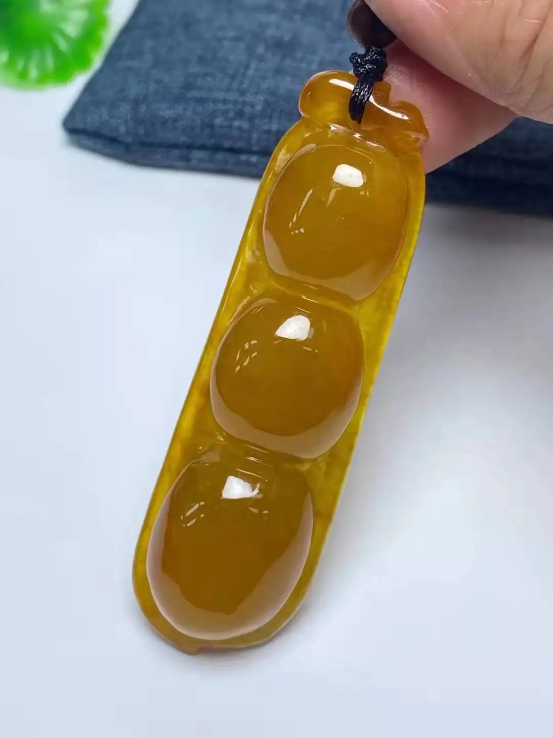 

AA Natural jadeite Pendant Exquisite yellow Necklace Pendant Quality Jewelry good luck gift Accessorie Pendant