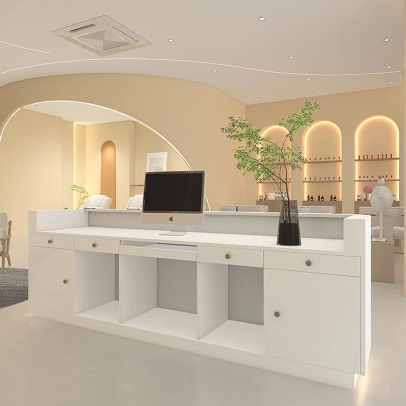 Рисунок 5 - Роскошный подиумный стол для супермаркета