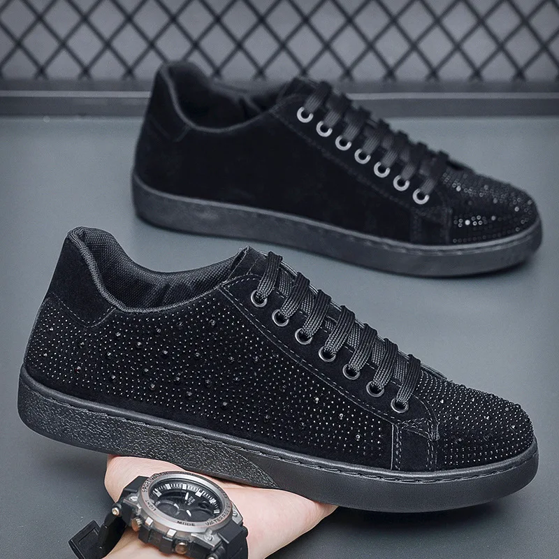 The latest men's luxury rhinestone casual board shoes 2024 Spring Autumn comfortable soft soled running sports shoes sneakers 2