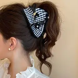 Exquisite Plaid Bow Hair Clip - Trendy & Chic Hair Accessory (Striped)