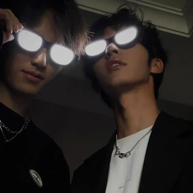 Halloween Funny Detective Conan Cosplay Led Light-Emitting Glasses Props Adult Children Conan Performance Props Toys Gift 4