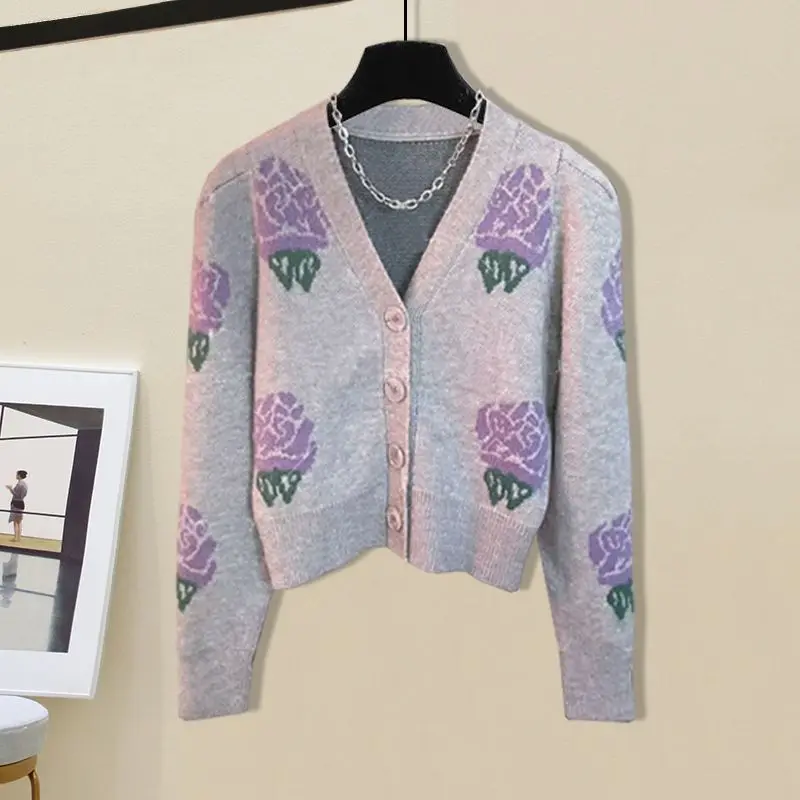 Рисунок 3 - Комплект из двух предметов в стиле ретро