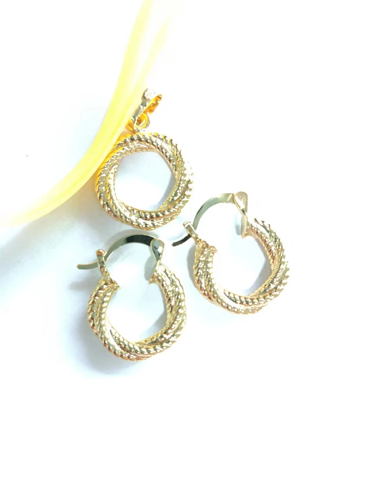 

2023 New Fashion Earrings luxury Jewelry Accessories for Women Wedding Gift