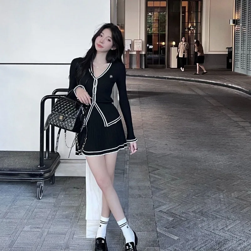 여성용 싱글 브레스트 V넥 가디건 상의 및 미니 플리츠 스커트, 섹시한 소녀 2 피스 세트, 봄 가을 니트 세트