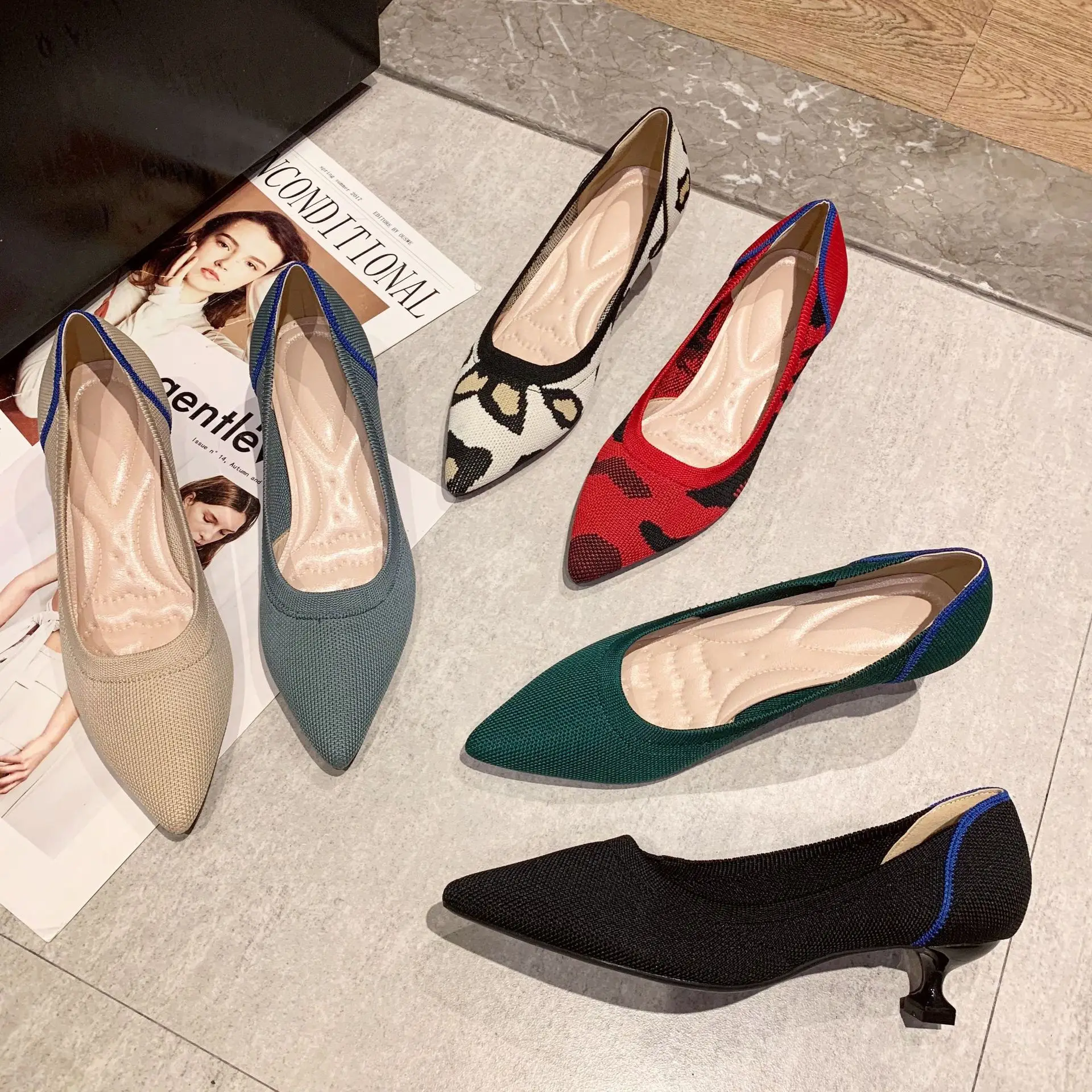Décolleté in Maglia con Fondo Morbido con Tacco Gattino da Donna,Scarpe A Punta Comode con Tacco Basso alla Moda,Décolleté Classici per Abiti da Cerimonia Nuziale in Maglia,Apricot,35 EU