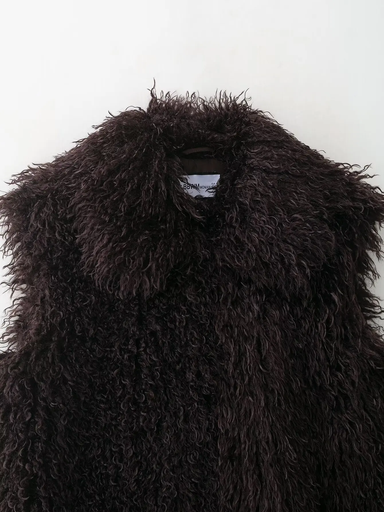 Women Autumn Winter Short Vest Female New Fashion Sleeveless Button Artificial Fur Vest Women Elegant Hight Street Leisure Top